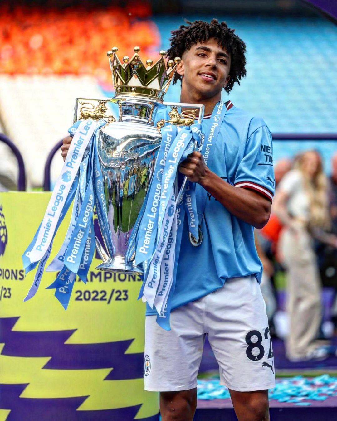 体育平台入口-全明星赛赛程吃紧，里尔国际比赛日止住颓势，信心回归，临场指挥获称赞(全球季中冠军赛助威专场2024最新消息)