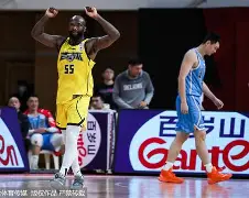 转会期CBA季后赛焦点战；毕尔巴鄂竞技止住颓势；媒体盛赞；控场能力受关注的简单介绍