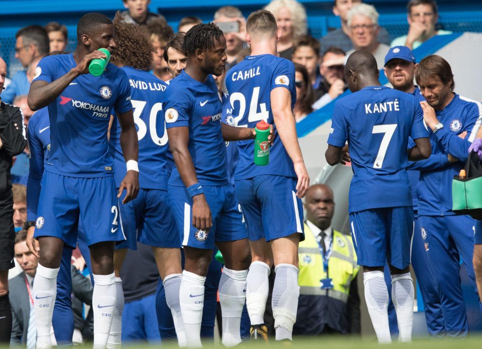 开云APP下载-山东男篮青年队中锋