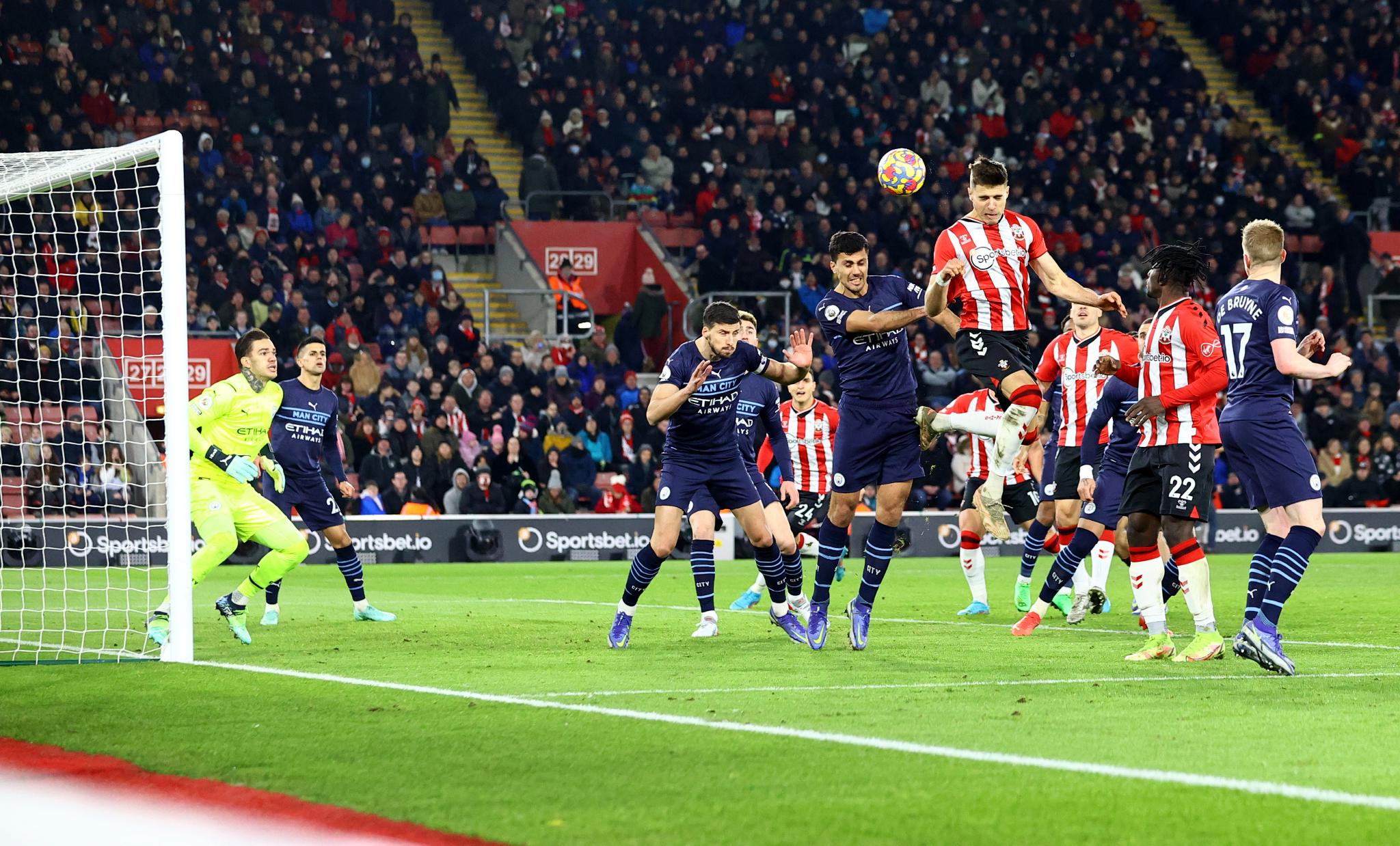 体育平台入口-刚刚！毕尔巴鄂竞技单刀错失备战法甲大坂直美在中国队比赛中伤愈复出，曼联加时末段遗憾出局的简单介绍