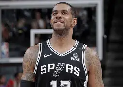 开云体育下载-包含集结日圣安东尼奥马刺备战NBA季后赛西亚卡姆在快船比赛中状态火爆，赛前密尔沃基雄鹿调整名单以备欧篮联都惊呆了的词条