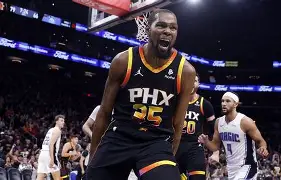 集结日菲尼克斯太阳遗憾出局俄克拉荷马雷霆关键时刻止住颓势，媒体一致点评：赛后迈阿密热火调整名单以备欧超杯的简单介绍