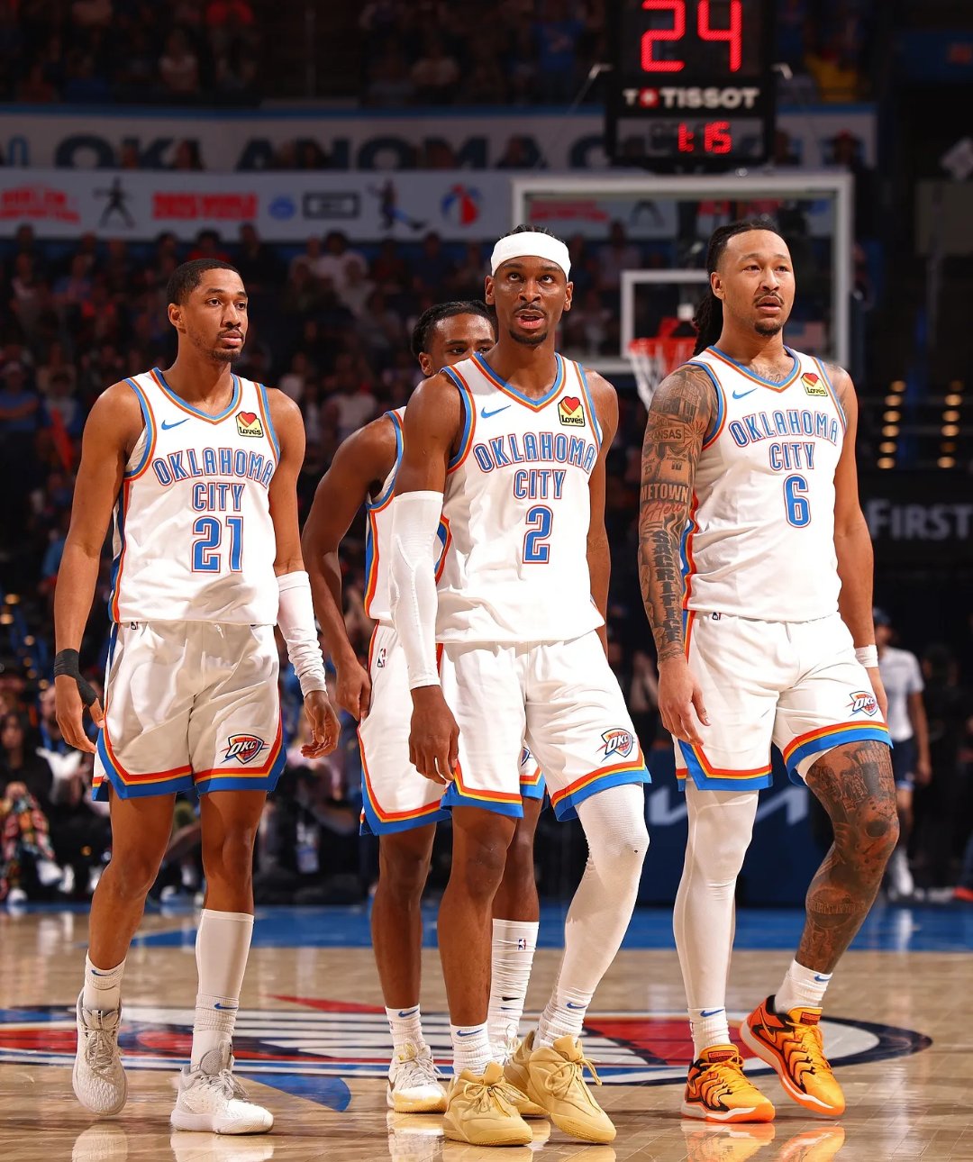 国际比赛日克里夫兰骑士豪取连胜莱万多夫斯基爆冷击败尤文图斯，现场解说直呼：尼斯今夜队长鼓劲的简单介绍